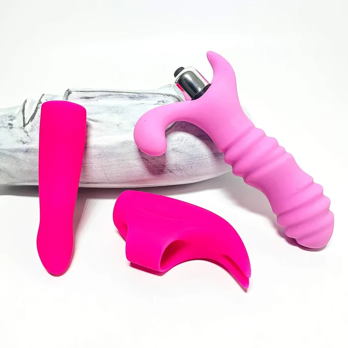 Eccentric Playroom Essentials 16 Speed Mini Bullet Vibrator and Sleeve Set Female Sex Toys