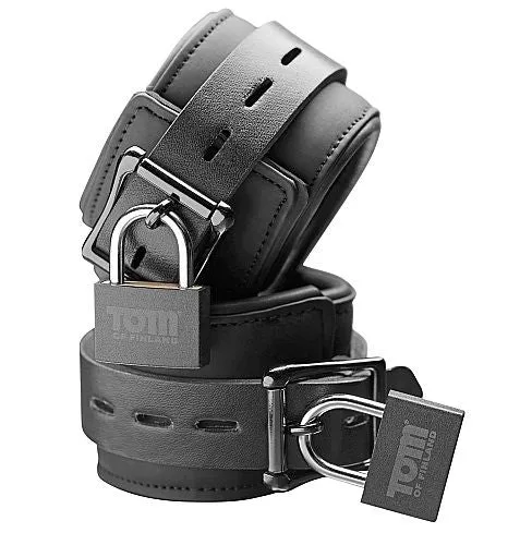 POLSINI DA POLSO IN NEOPRENE TOM OF FINLAND CON SERRATURA TOM OF FINLAND Female Sex Toys POLSINI DA POLSO IN NEOPRENE TOM OF FINLAND CON SERRATURA TOM OF FINLAND Female Sex Toys